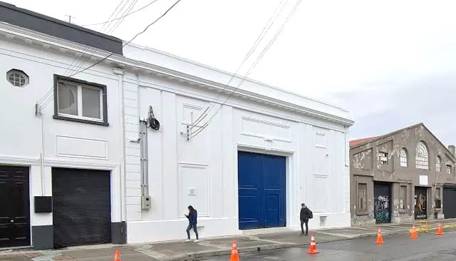 Faena en Mejoramiento depósito externo Museo Regional de Magallanes